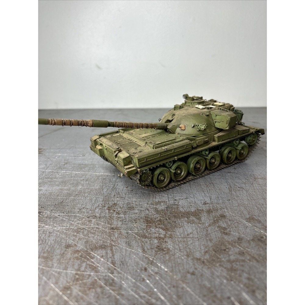 1/35 Built Academy Models Chieftain MK 5 Tank Model Assembled Painted